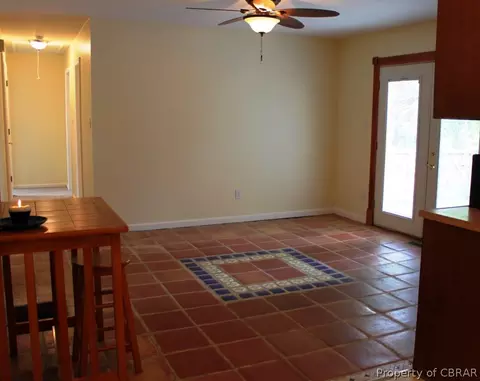 3306 Pine Grove Rd, Gloucester, VA 23061 photo 6