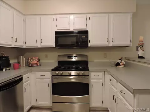 6214 Lansgate Rd, Midlothian, VA 23112 photo 8