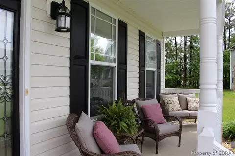 6589 Clayton Ct, Gloucester, VA 23061 photo 3