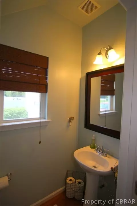 6589 Clayton Ct, Gloucester, VA 23061 photo 15