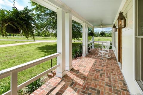 255 Cedar Pointe Dr, Weems, VA 22576 photo 7