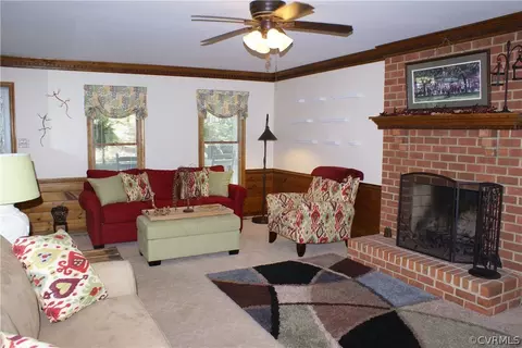 7718 Secretariat Ct, Midlothian, VA 23112 photo 8