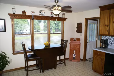 7718 Secretariat Ct, Midlothian, VA 23112 photo 11
