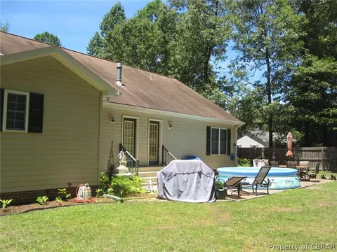 8513 Woodhaven Dr, Gloucester, VA 23061 photo 23