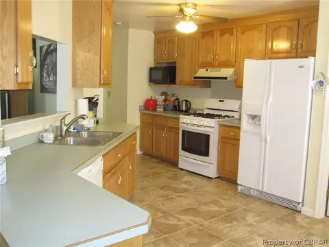 8513 Woodhaven Dr, Gloucester, VA 23061 photo 8