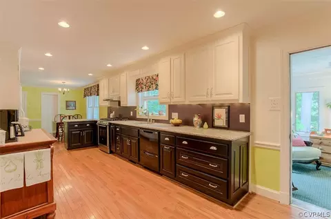 10020 Apache Rd, Richmond, VA 23235 photo 11