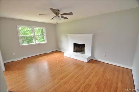 2800 Delfin Rd, Midlothian, VA 23112 photo 5