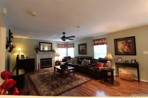 8343 Adams Ct, Gloucester, VA 23061 photo 10