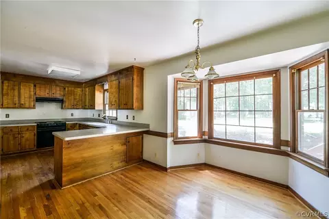 718 Shadowhill Ct, Midlothian, VA 23114 photo 8