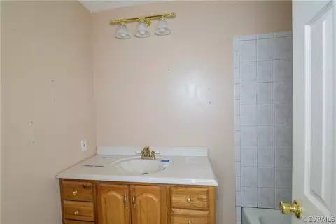 5902 Beville Dr, Sutherland, VA 23885 photo 4