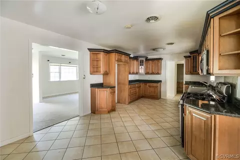 5902 Beville Dr, Sutherland, VA 23885 photo 16
