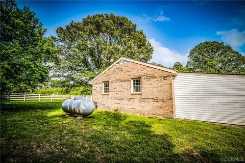 5902 Beville Dr, Sutherland, VA 23885 photo 25