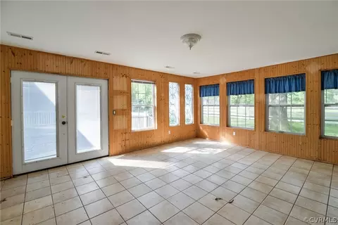 5902 Beville Dr, Sutherland, VA 23885 photo 14