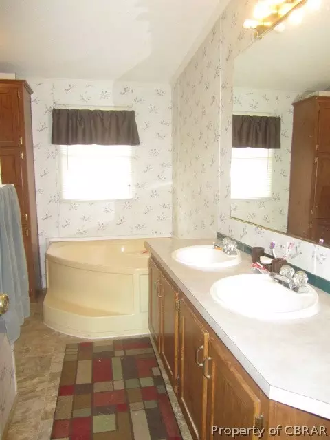 7288 Old Pinetta Rd, Gloucester, VA 23061 photo 7