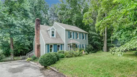 12501 Mandolin Dr, Midlothian, VA 23113 photo 2