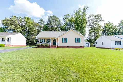 3129 Pinefields Dr, Henrico, VA 23231 photo 2
