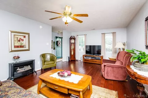 3129 Pinefields Dr, Henrico, VA 23231 photo 9