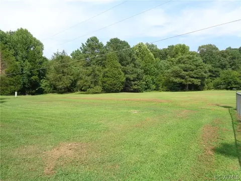 3907 Shoreview Dr, Sutherland, VA 23885 photo 8
