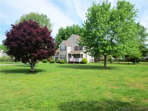 6763 Magnolia Dr, Gloucester, VA 23061 photo 2