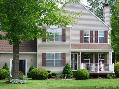 6763 Magnolia Dr, Gloucester, VA 23061 photo 1