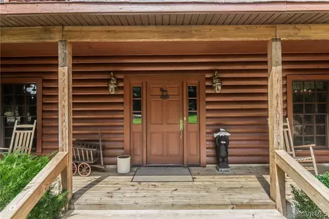1000 W Riverside Dr, Lanexa, VA 23089 photo 4