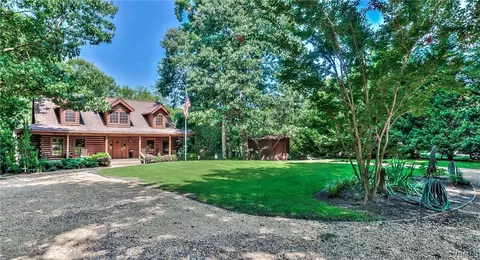 1000 W Riverside Dr, Lanexa, VA 23089 photo 3