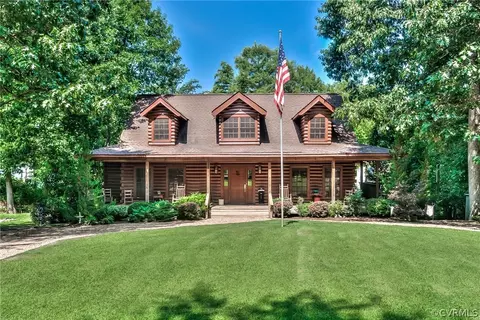 1000 W Riverside Dr, Lanexa, VA 23089 photo 2