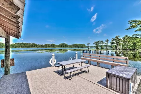 1000 W Riverside Dr, Lanexa, VA 23089 photo 14