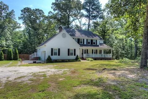 93 E Cherry Hill Ct, Aylett, VA 23009 photo 2