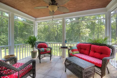 93 E Cherry Hill Ct, Aylett, VA 23009 photo 31
