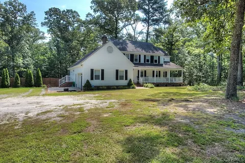 93 E Cherry Hill Ct, Aylett, VA 23009 photo 3