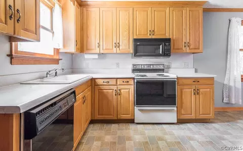 3848 Brook Rd, Richmond, VA 23227 photo 14