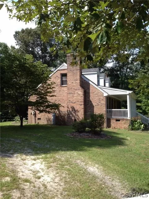19580 Templeton Rd, Carson, VA 23830 photo 2