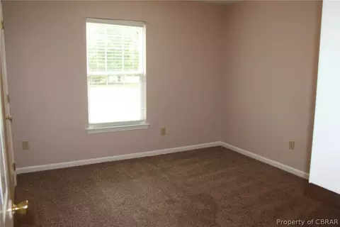 7156 Brendan Ct, Gloucester, VA 23061 photo 10