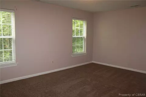 7156 Brendan Ct, Gloucester, VA 23061 photo 11