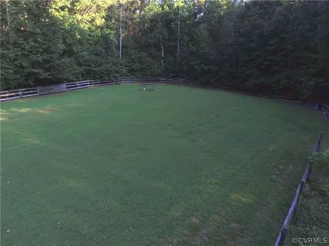 449 E Cherry Hill Cir, Aylett, VA 23009 photo 18
