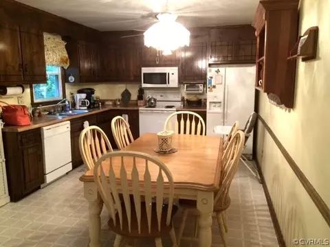 6830 Sika Ln, Midlothian, VA 23112 photo 4