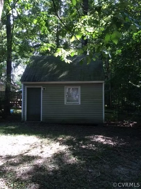 6830 Sika Ln, Midlothian, VA 23112 photo 9