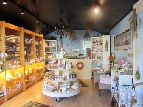 6618 Main St, Gloucester, VA 23061 photo 3