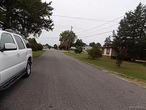 404 E Broad St, Blackstone, VA 23824 photo 6