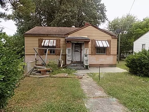 404 E Broad St, Blackstone, VA 23824 photo 1