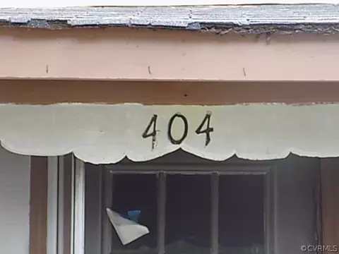 404 E Broad St, Blackstone, VA 23824 photo 2