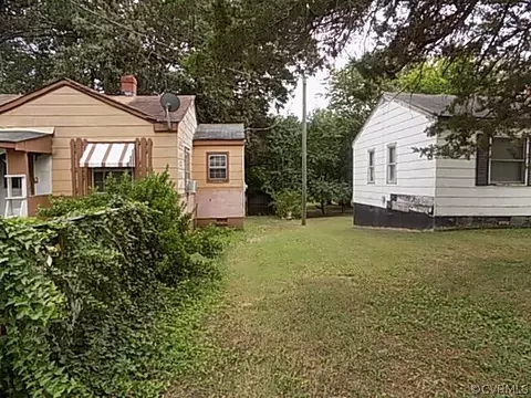 404 E Broad St, Blackstone, VA 23824 photo 3