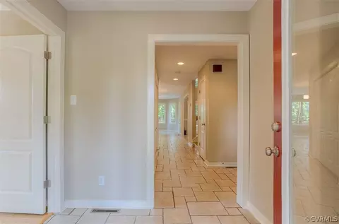 6316 Walnut Bend Dr, Midlothian, VA 23112 photo 9