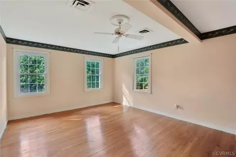 1607 Robindale Rd, North Chesterfield, VA 23235 photo 17