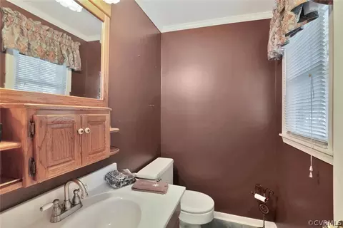 1607 Robindale Rd, North Chesterfield, VA 23235 photo 14