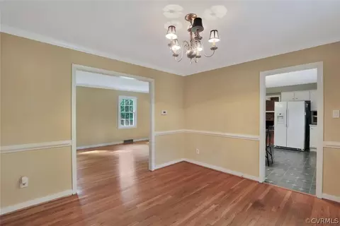1607 Robindale Rd, North Chesterfield, VA 23235 photo 7