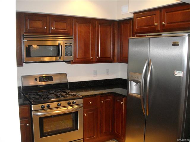 55 E Lock Ln Unit Ln #55, Richmond, VA 23226 photo 2