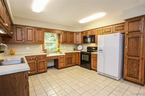 1501 Chartridge Ln, Midlothian, VA 23113 photo 14