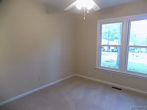 2924 Maplevale Rd, Chester, VA 23831 photo 12